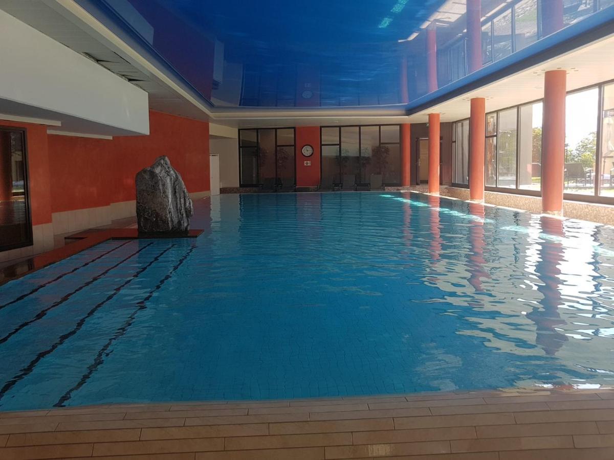 Wohnung Mit See Und Bergsicht Im Vier Sterne Hotel 베아텐베르크 외부 사진