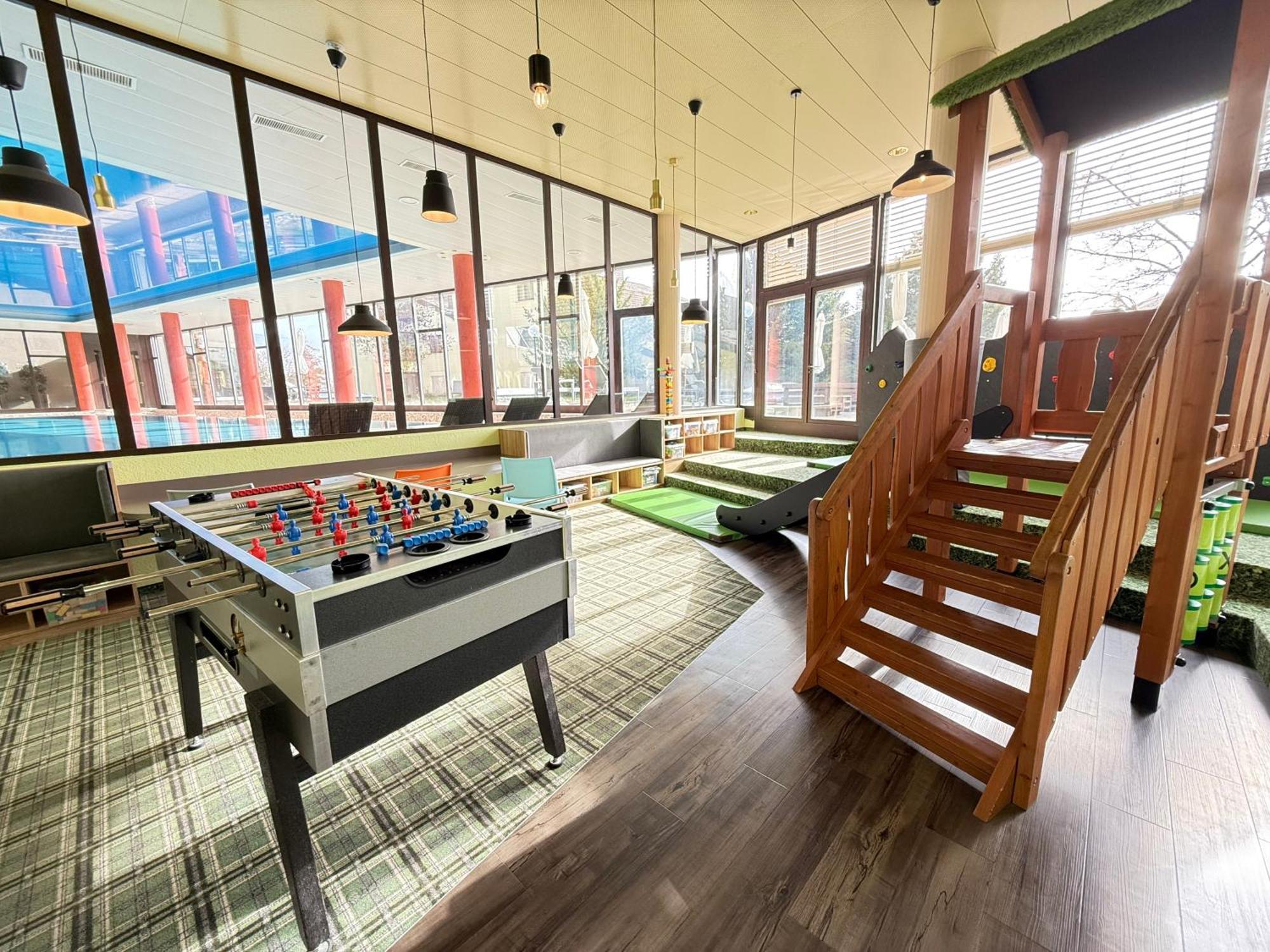Wohnung Mit See Und Bergsicht Im Vier Sterne Hotel 베아텐베르크 외부 사진